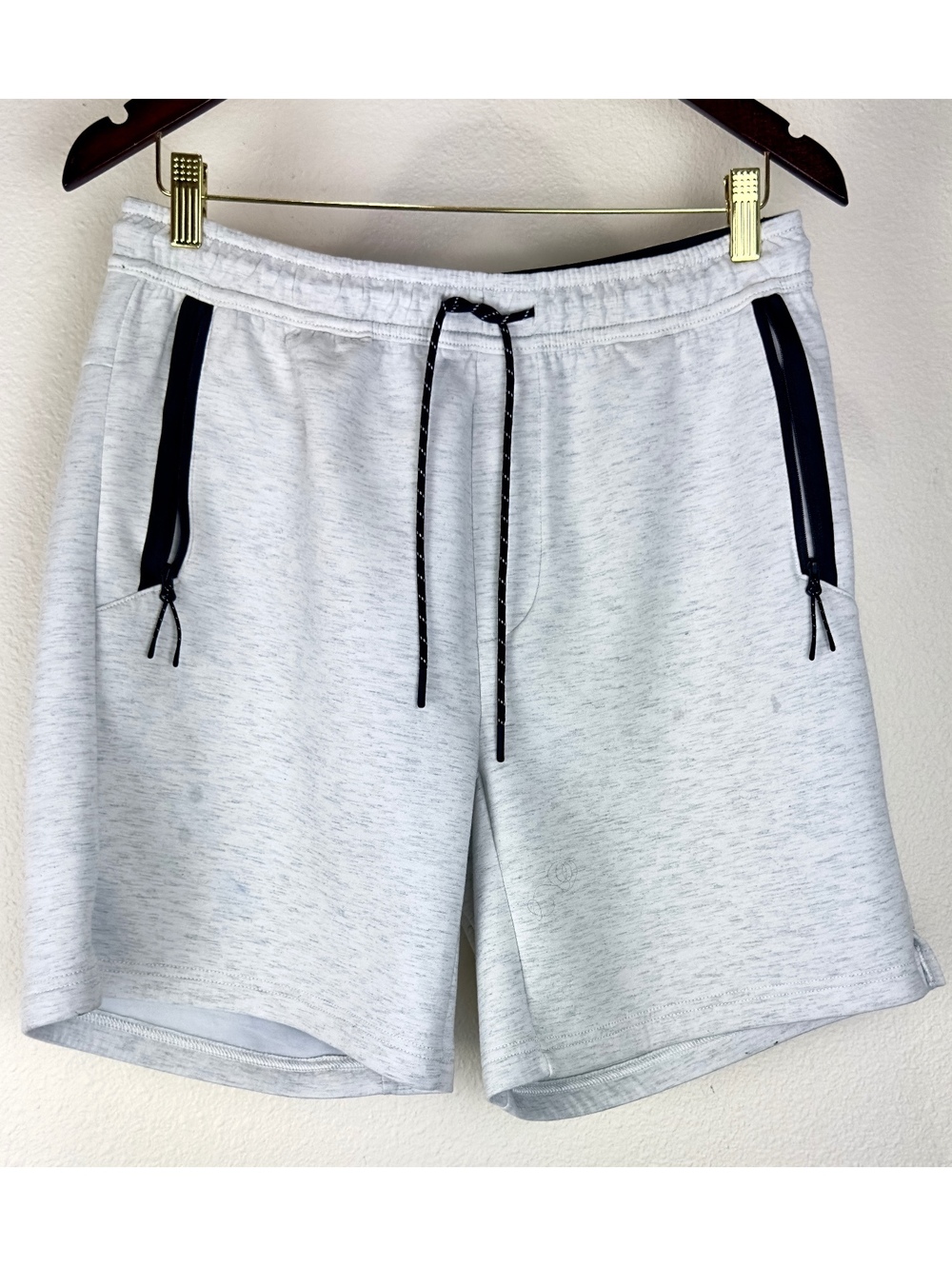 American Eagle Men’s Medium Cloud Vibes Shorts Gray Zip Pockets Drawstring